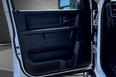2024 RAM 3500 Tradesman Crew Cab 4x4 6'4" Box