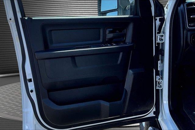 2024 RAM 3500 Tradesman Crew Cab 4x4 6'4" Box
