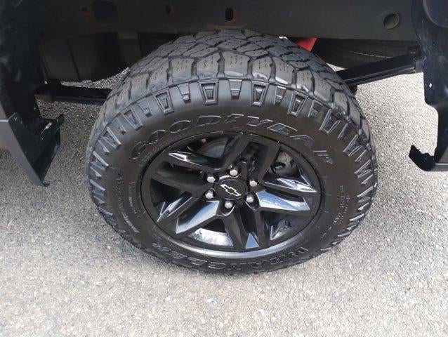 2022 Chevrolet Silverado 1500 Custom Trail Boss