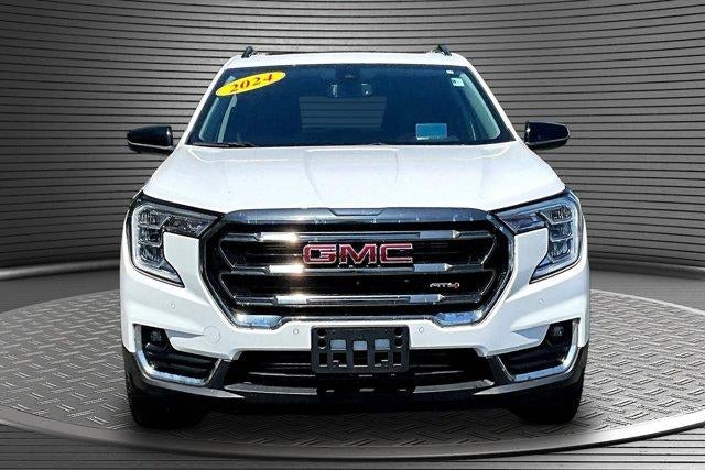 2024 GMC Terrain AT4