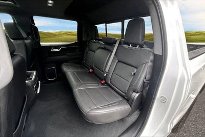 2025 GMC Sierra 1500 Elevation