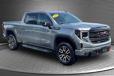2025 GMC Sierra 1500 AT4