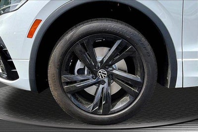 2024 Volkswagen Tiguan 2.0T SE R-Line Black