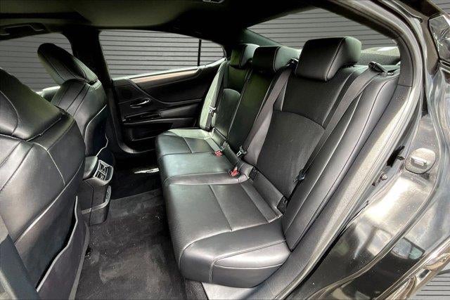2023 Lexus ES 350 F SPORT Handling