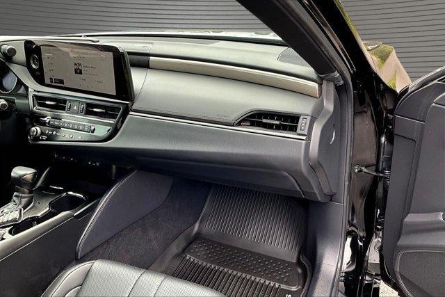 2023 Lexus ES 350 F SPORT Handling