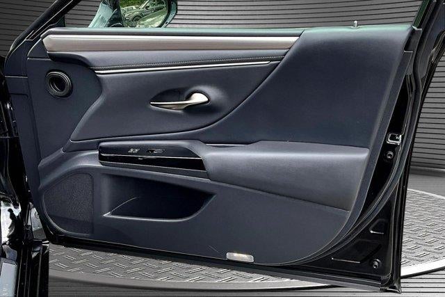 2023 Lexus ES 350 F SPORT Handling