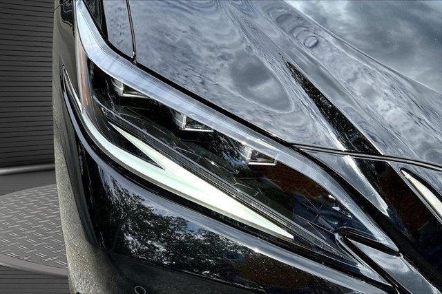 2023 Lexus ES 350 F SPORT Handling