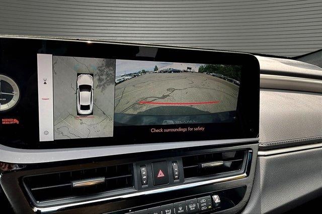 2023 Lexus ES 350 F SPORT Handling