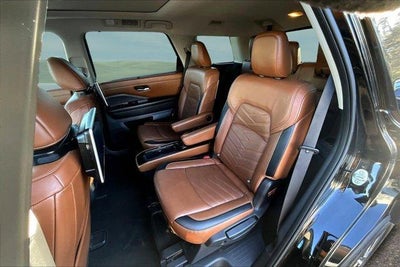 2022 Nissan Pathfinder Platinum 4WD