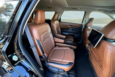 2022 Nissan Pathfinder Platinum 4WD