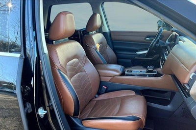 2022 Nissan Pathfinder Platinum 4WD