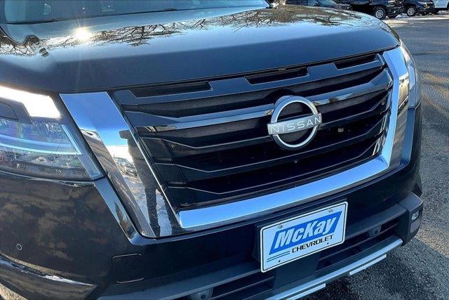 2022 Nissan Pathfinder Platinum 4WD