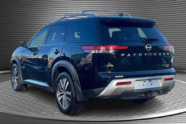 2022 Nissan Pathfinder Platinum 4WD