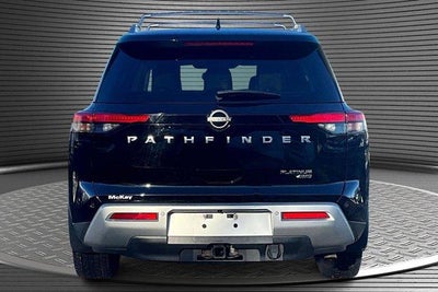 2022 Nissan Pathfinder Platinum 4WD