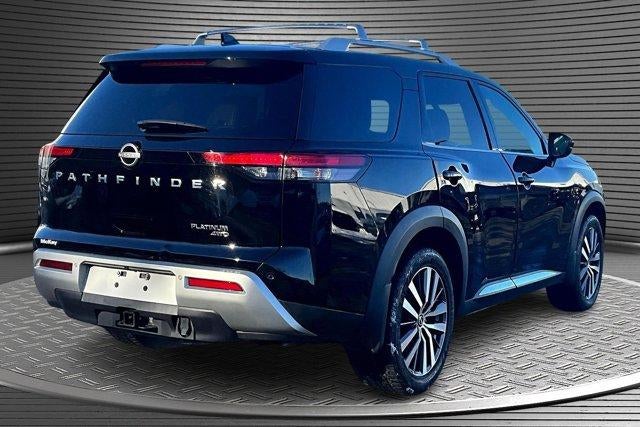 2022 Nissan Pathfinder Platinum 4WD