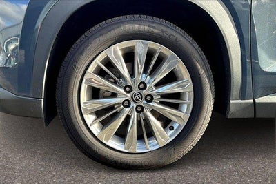 2024 Toyota Grand Highlander Platinum
