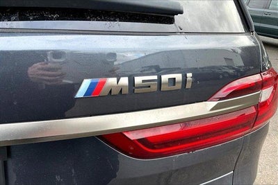 2021 BMW X7 M50i