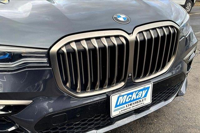 2021 BMW X7 M50i