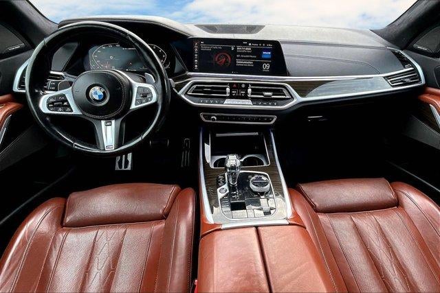 2021 BMW X7 M50i