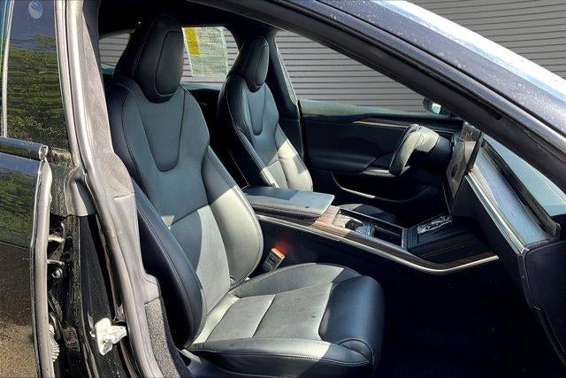 2022 Tesla Model S Base