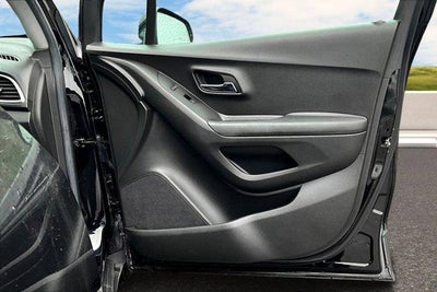 2022 Chevrolet Trax LS