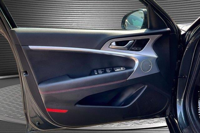 2023 Genesis G70 2.0T AWD