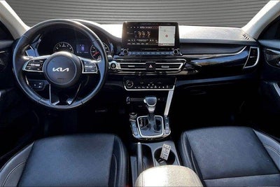 2022 Kia Seltos EX