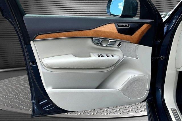2020 Volvo XC90 T6 Inscription 7 Passenger