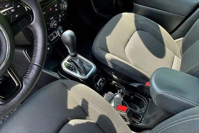 2022 Jeep Renegade Altitude 4x4